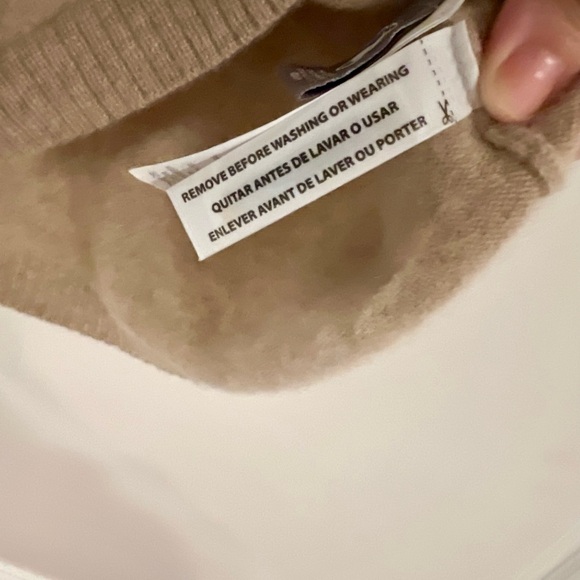 J Crew 100% Cashmere Short Sleeve Top. Size M. - Picture 4 of 5